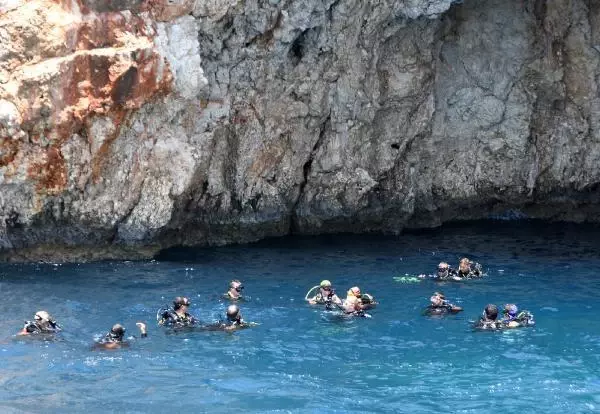 DALIŞ TUTKUNLARI YENİDEN KEKOVA'DA