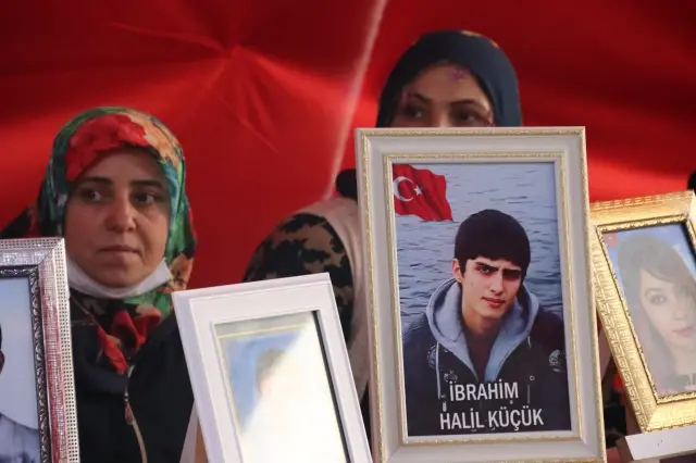 Diyarbakır anneleri Kurban Bayramı'nda evlatlarına sarılmak istiyor