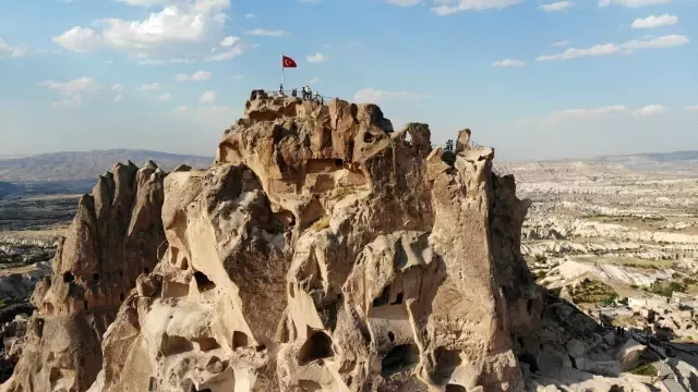 Dünyanın en yüksek peribacası restorasyon çalışmaları sonrası yeniden ziyarete açıldı