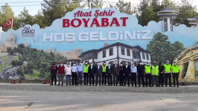 Son dakika... İçişleri Bakan Yardımcısı Ersoy, trafik denetlemesine katıldı
