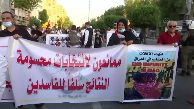 Irak'ta hükümet karşıtı gösteri