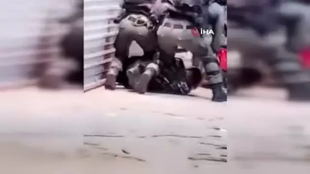İsrail güçleri, Kudüs'teki Bab al-Amud bölgesini kapattı