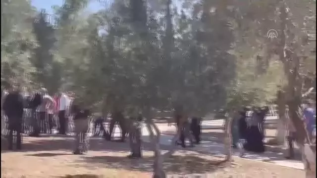 İsrail polisi korumasında binden fazla fanatik Yahudi Mescid-i Aksa'ya baskın düzenledi