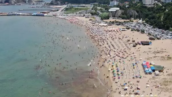 İSTANBUL'DA KALANLAR ŞİLE'YE AKIN ETTİ - 1