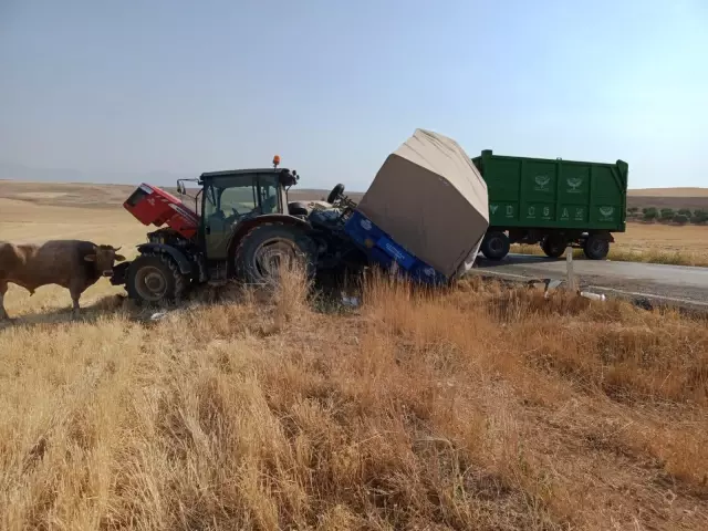 Kahramanmaraş'ta kamyonet ile traktör çarpıştı: 3 yaralı