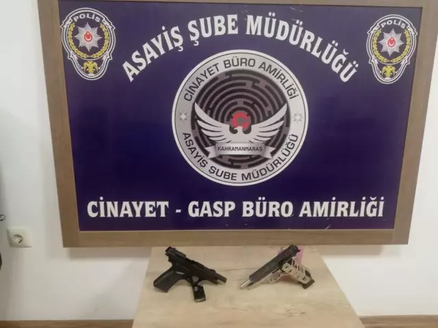 Son dakika haberi... Kahramanmaraş'ta polis denetimlerinde 12 silah ele geçirildi Son dakika haberi... Kahramanmaraş'ta polis denetimlerinde 12 silah ele geçirildi