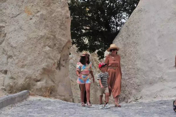 KAPADOKYA'DA BAYRAM HAREKETLİLİĞİ