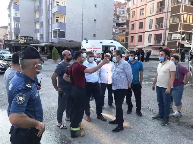 Karabük'te iki gündür aralıklarla süren süpermarket yangını söndürüldü Karabük'te iki gündür aralıklarla süren süpermarket yangını söndürüldü