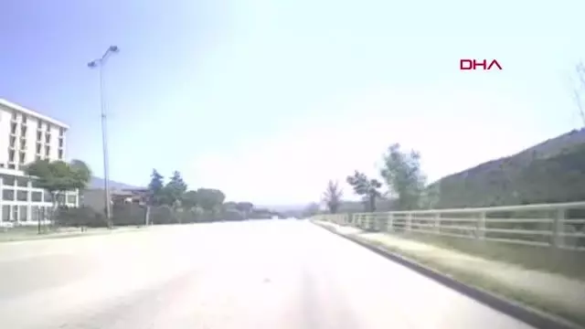 Son dakika! KARABÜK'TE İKİ KAZADA 10 KİŞİ YARALANDI
