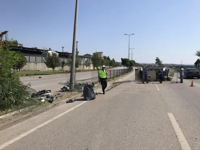 Son dakika haberleri: Yurt genelinde meydana gelen trafik kazalarıyla ilgili haberlerimizi derleyerek yayımlıyoruz. Saygılarımızla.