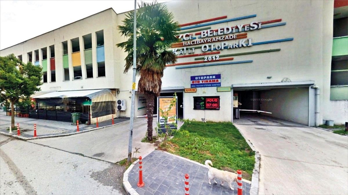 Katlı otopark hizmete açıldı