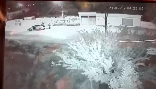 Madde bağımlısından pes dedirten hırsızlık kamerada