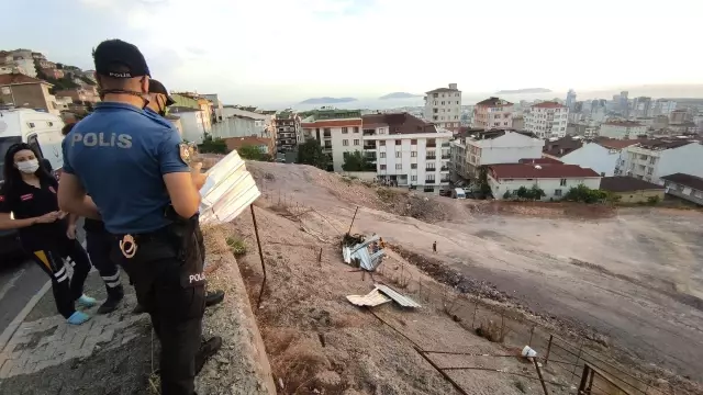 Maltepe'de freni boşalan kamyonet şarampole devrildi