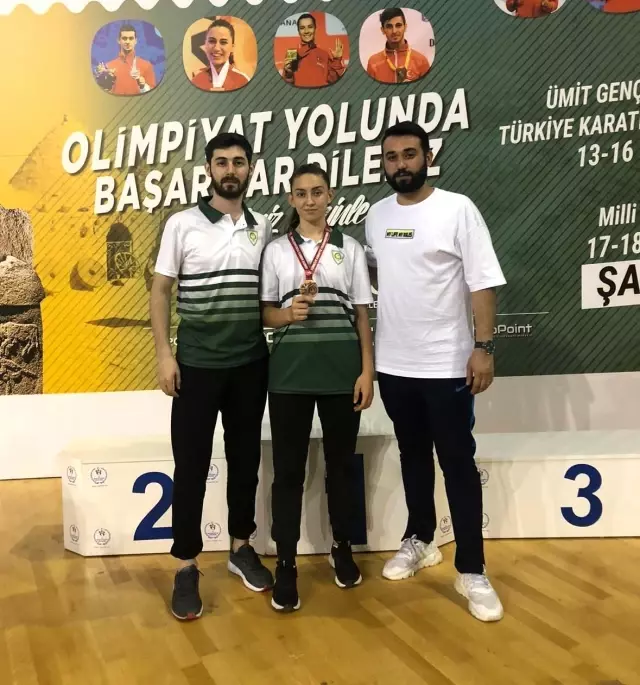 Manisalı Sümeyye Karate Milli Takımı'nda Manisalı Sümeyye Karate Milli Takımı'nda