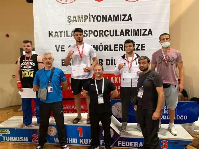 Meram Belediyesporlu sporcular Türkiye Wushu Şampiyonası'ndan 12 madalya ile döndü