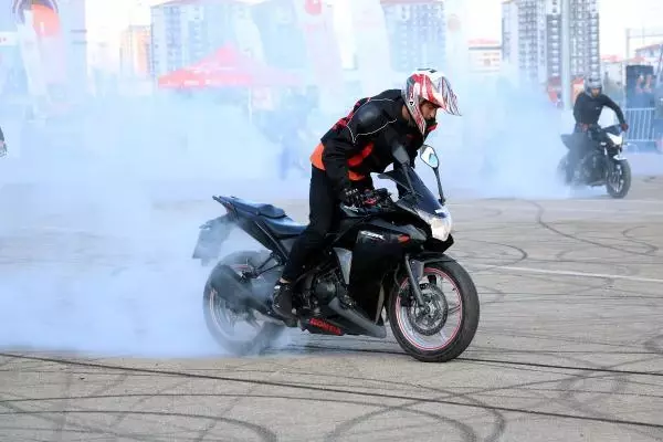 SPOR Motosiklette Avrupa ve Türkiye akrobasi şampiyonaları Afyonkarahisar'da yapıldı