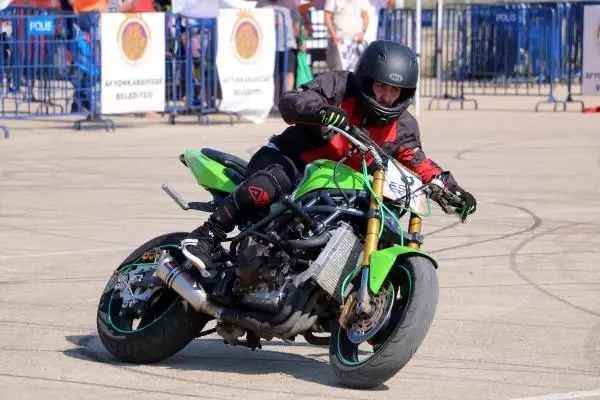 SPOR Motosiklette Avrupa ve Türkiye akrobasi şampiyonaları Afyonkarahisar'da yapıldı