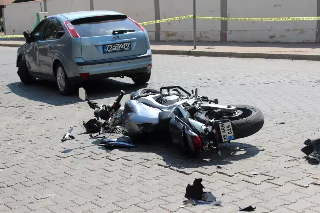 Ödemiş'te otomobille motosiklet çarpıştı: 2 yaralı