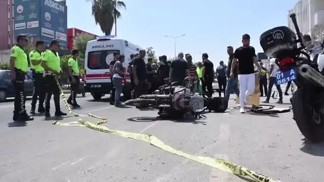 Otomobille çarpışan motosikletteki 2 yunus polisi yaralandı