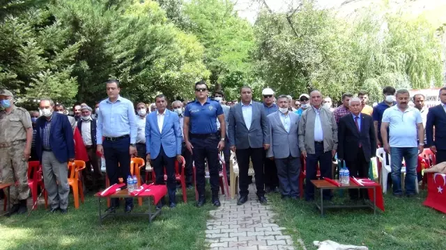 PKK terör örgütünün katlettiği 24 Sündüs şehidi mezarları başında anıldı