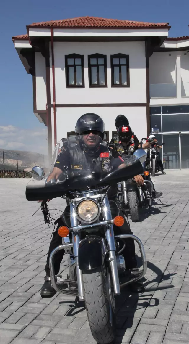 Power Riders Motosiklet Kulübü üyeleri Beypazarı'nda