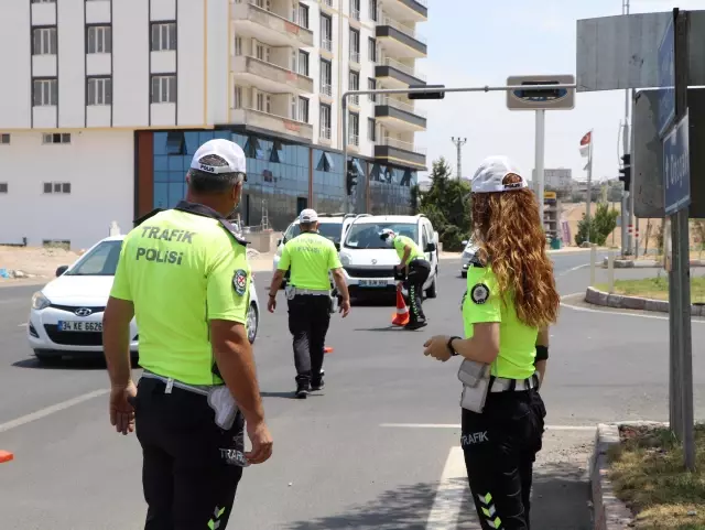 Kara yollarında trafik denetimleri artırıldı