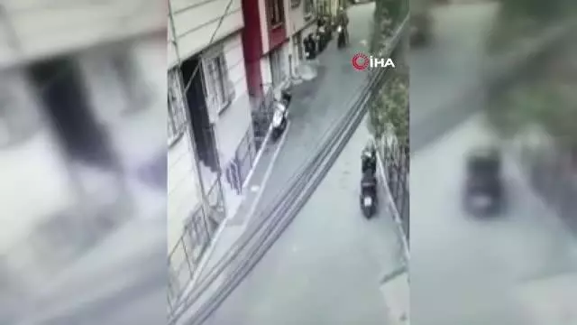 Şişli'de motosiklet hırsızlığı kamerada
