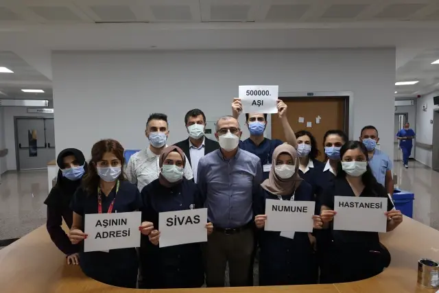 Şehir genelinde uygulanan Kovid-19 aşısı 500 bin dozu geçti
