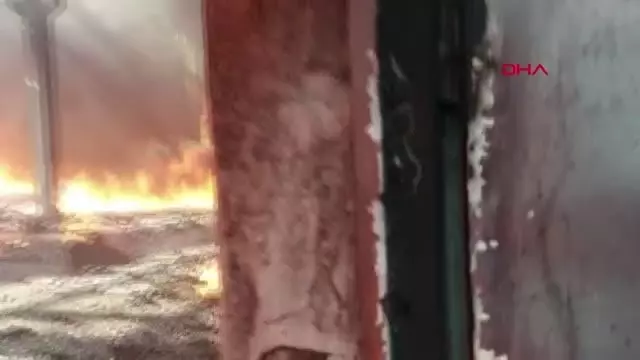 TEKİRDAĞ'DA, GERİ DÖNÜŞÜM FABRİKASINDA YANGIN