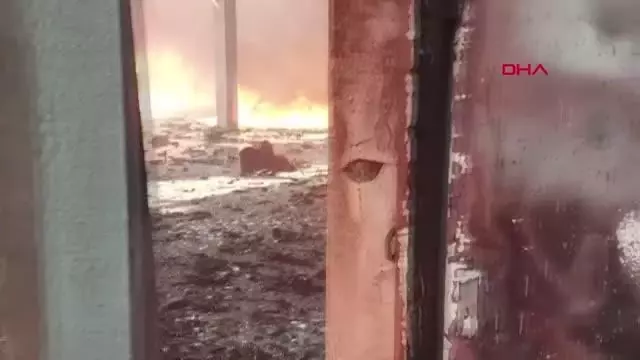 TEKİRDAĞ'DA, GERİ DÖNÜŞÜM FABRİKASINDA YANGIN