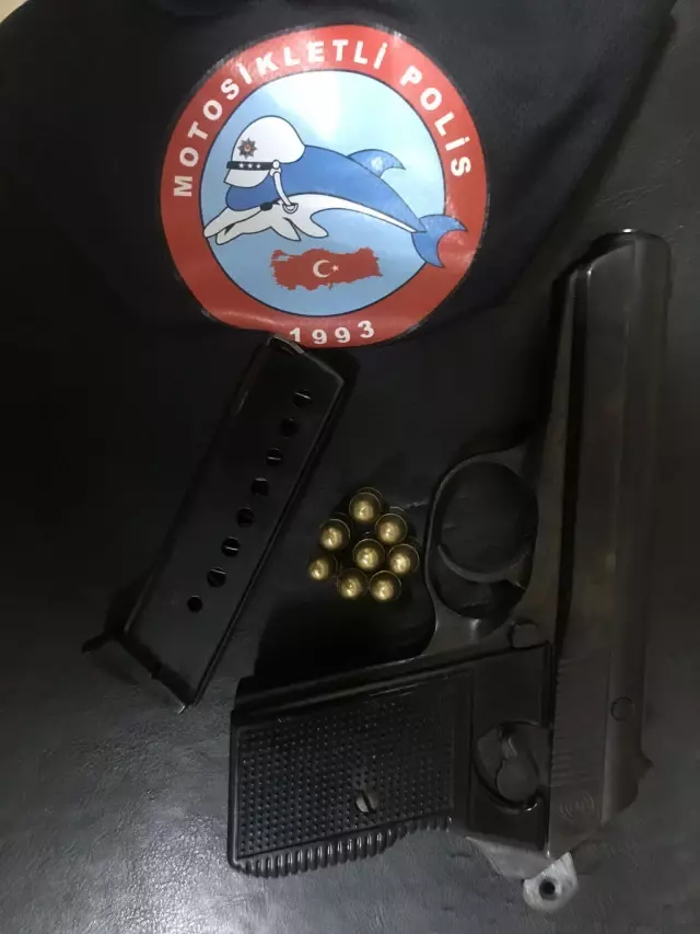 Trabzon'da uyuşturucu madde ve tabanca ele geçirildi Trabzon'da uyuşturucu madde ve tabanca ele geçirildi