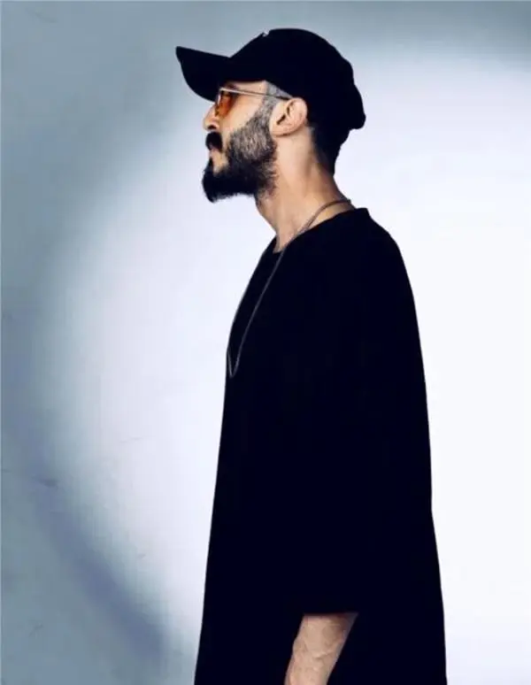 Türk DJ, Yunanistan'da müzik listelerini alt üstü etti