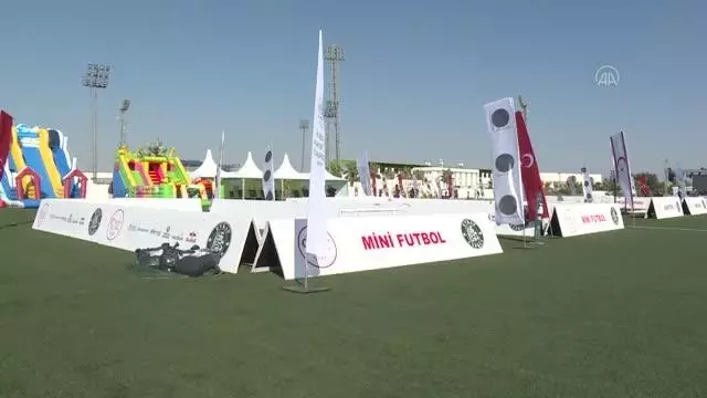 Uluslararası Kuzey Kıbrıs Kültür ve Spor Festivali başladı