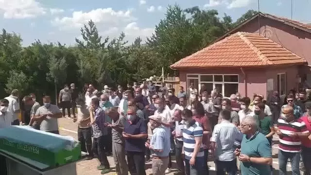 Son dakika haber: Uzman çavuş nişanlısı tarafından öldürülen kadının cenazesi