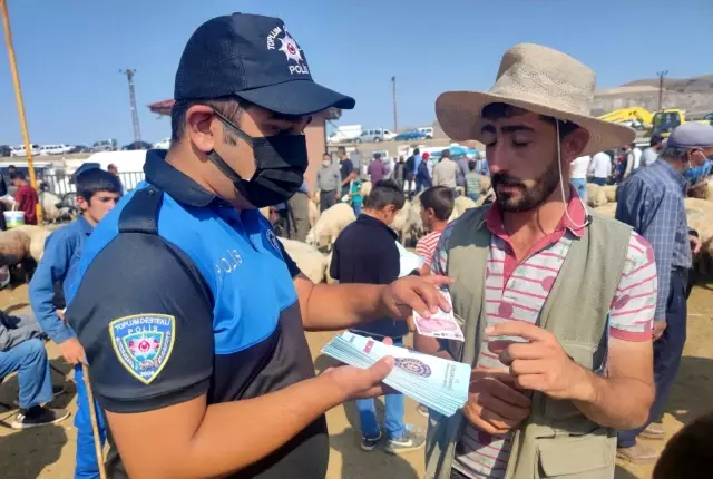 Van polisinden sahte para ve dolandırıcılara karşı bilgilendirme