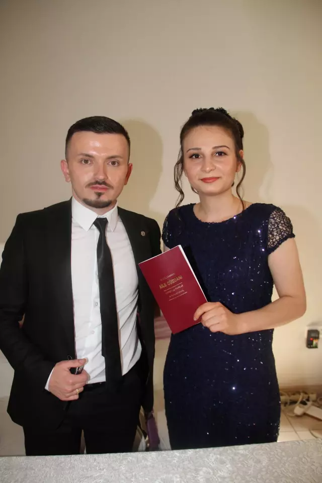 Yağlıdere Belediye Başkanı İbaş, konuşma ve işitme engelli çiftin nikahını işaret diliyle kıydı