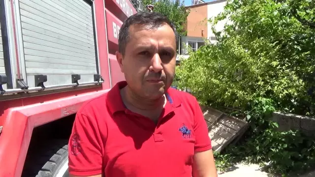 Yaşlı kadını banyoda yakalayan yangına vatandaş kafasına tencere geçirip müdahale etti