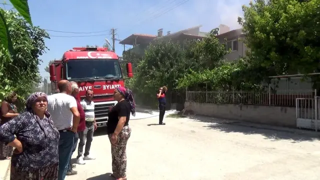 Yaşlı kadını banyoda yakalayan yangına vatandaş kafasına tencere geçirip müdahale etti