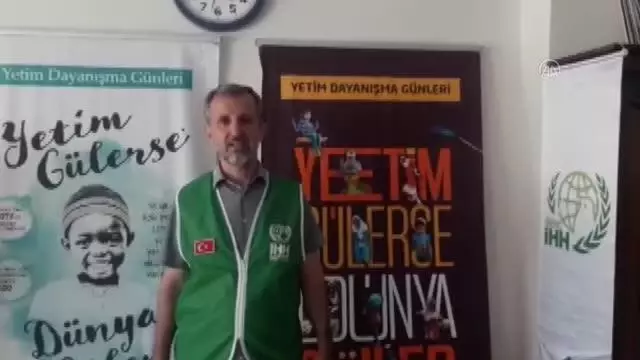 Yetim ve ihtiyaç sahibi ailelerin çocuklarına bayramlık kıyafet yardımı