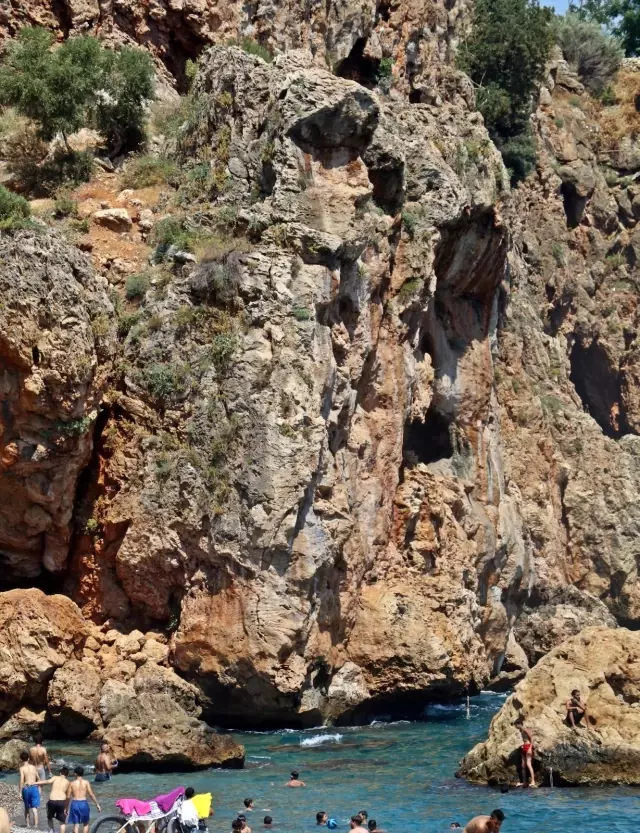 Yüksekten denize atlama keyfi, az kalsın canından ediyordu