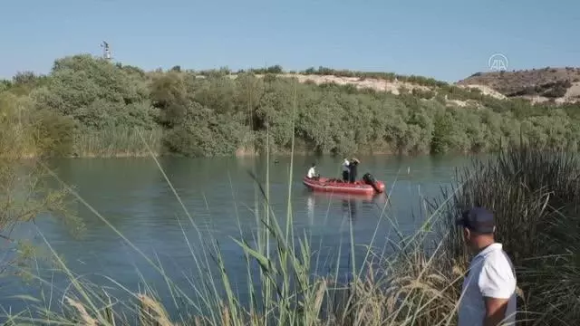 Yüzmek için nehre giren genç boğuldu