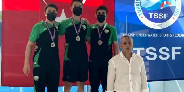 15 TEMMUZ ZAFERİ ANISINA TÜRKİYE REKORU KIRILDI 15 TEMMUZ ZAFERİ ANISINA TÜRKİYE REKORU KIRILDI