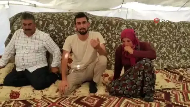 15 yaşındaki kayıp Helen'in kaçırıldığı ve zorla alıkonulduğu iddiası 15 yaşındaki kayıp Helen'in kaçırıldığı ve zorla alıkonulduğu iddiası