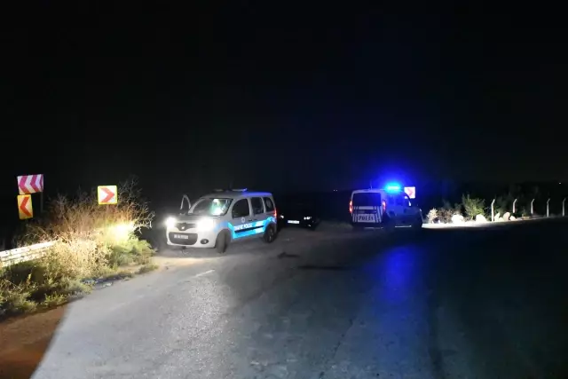 Otomobil drenaj kanalına düştü: 5 yaralı