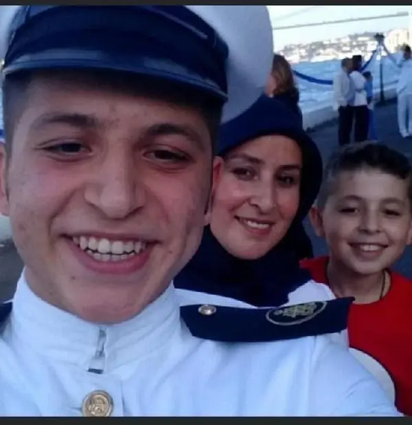 AFRİKA'DA GEMİDE ÖLEN 3'ÜNCÜ KAPTANIN AİLESİ YETKİLİLERDEN YARDIM İSTİYOR