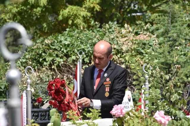 AFYONKARAHİSAR - Şehit ailelerinin hüzünlü bayram arifesi
