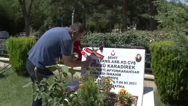 AFYONKARAHİSAR - Şehit ailelerinin hüzünlü bayram arifesi