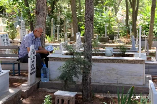 Aksaray'da mezarlıklarda bayram ziyareti yoğunluğu