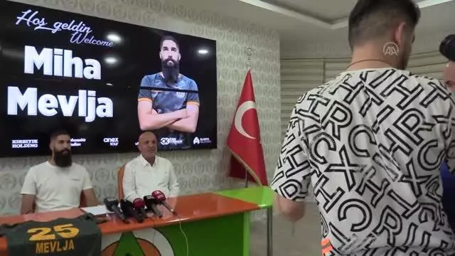 Alanyaspor, Sloven futbolcu Miha Mevlja'yı renklerine bağladı
