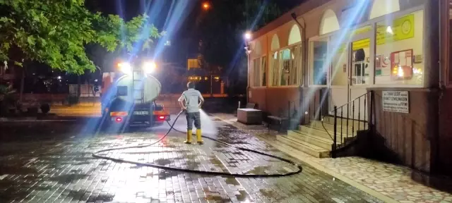 Altınordu'da ibadethaneler bayrama hazırlandı
